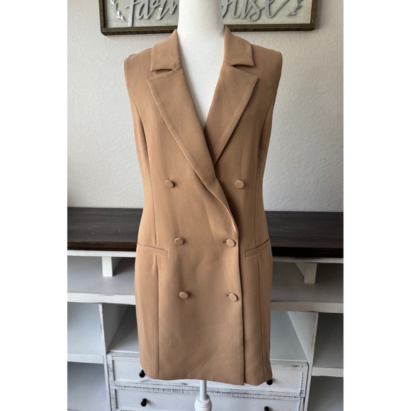 Good American Dresses & Skirts - NWT Good American Luxe Suiting Sleeveless Blazer Dress Pecan Size 3 L EE